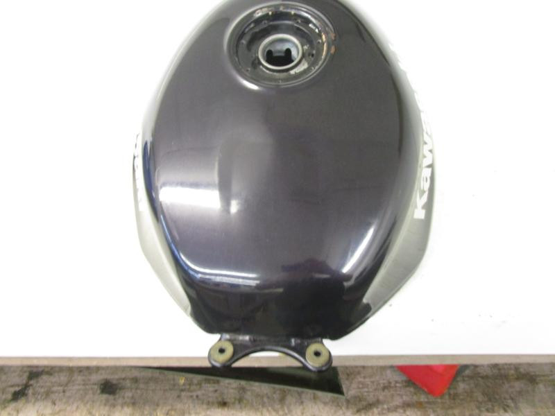 99 Kawasaki ZX6R Ninja Gas Fuel Tank 51081-5116-20 1999 *BLACK
